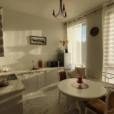 Apartment Forum 66 *